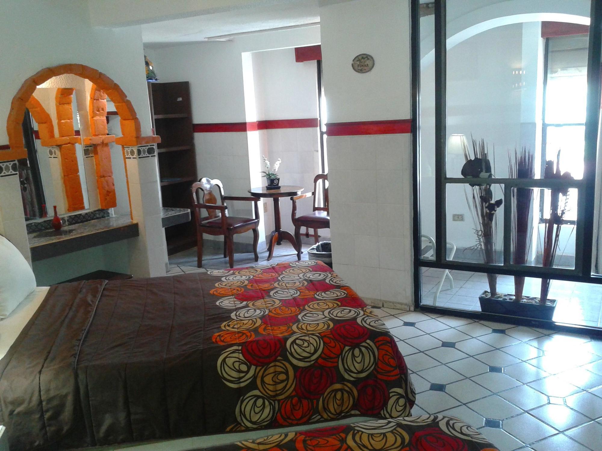 Hotel Terranova تامبيكو المظهر الخارجي الصورة